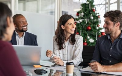 7 Ways to Keep Employees Engaged During the Holidays