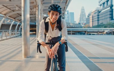 What commuting options are people turning to in 2022?